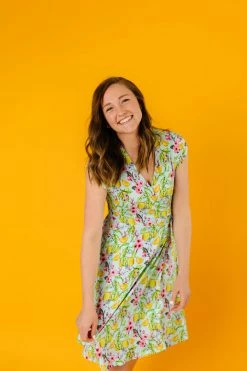 Muse Threads Lemon Sakura Women's Lounge Wrap Dress Big Humans