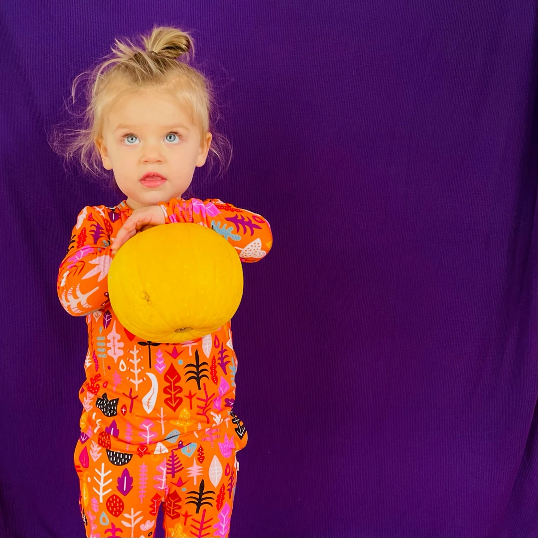 Muse Threads Little Humans Pumpkin Leaves Long Sleeve PJ Set 5 Muse Threads Little Humans Pumpkin Leaves Long Sleeve PJ Set